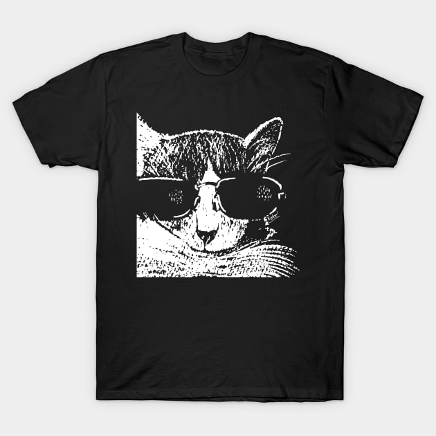Tani the cool cat T-Shirt by KateBlubird